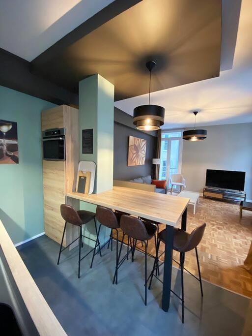 Apartamento Les Quatre Piliers - 1 Min Palais Jacques Coeur Bourges Exterior foto